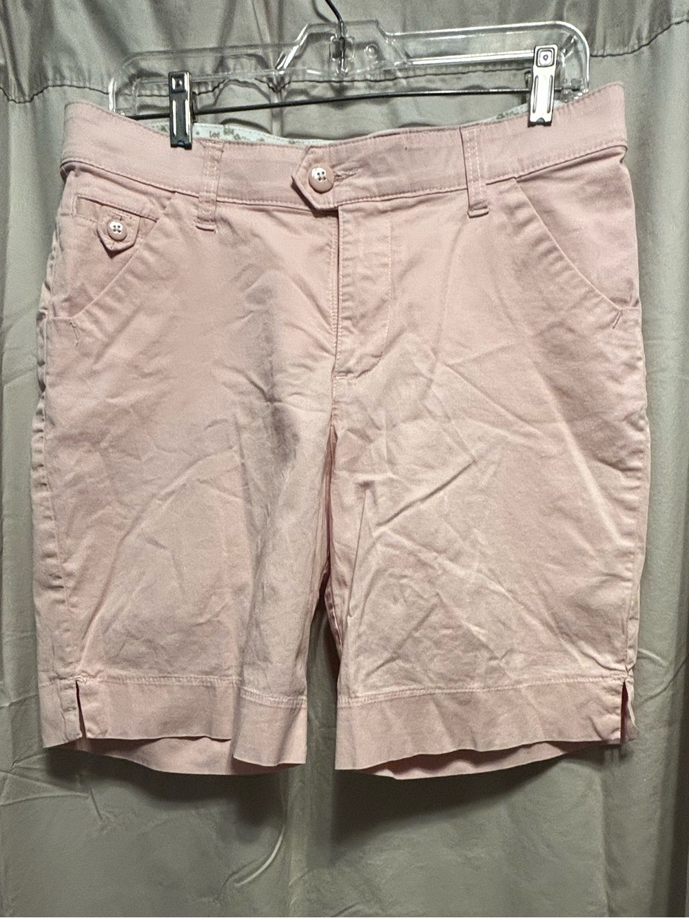 Lee Women's Light Pink Bermuda Shorts